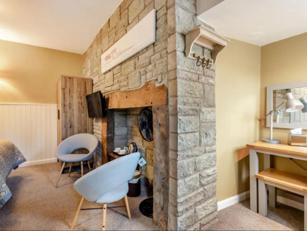 Curly Tail Accommodation Bishop's Castle Bagian luar foto
